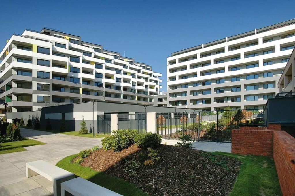 Apartman Soul 200 M Do Centra S Private Parking Free Apartment Kosice Exterior photo